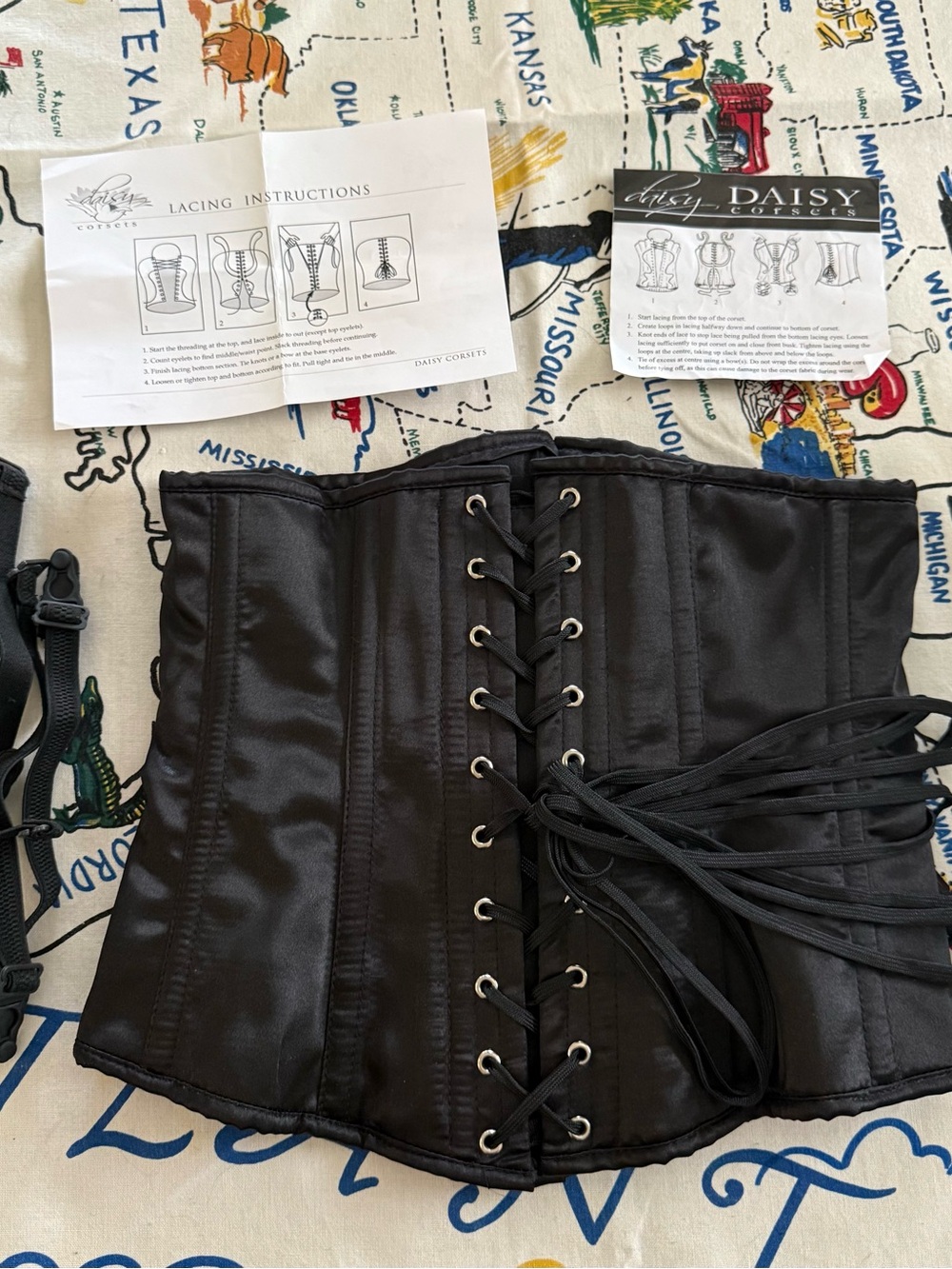 Daisy Corsets Black Satin Underbust Waist Cincher with Detachable Garters M